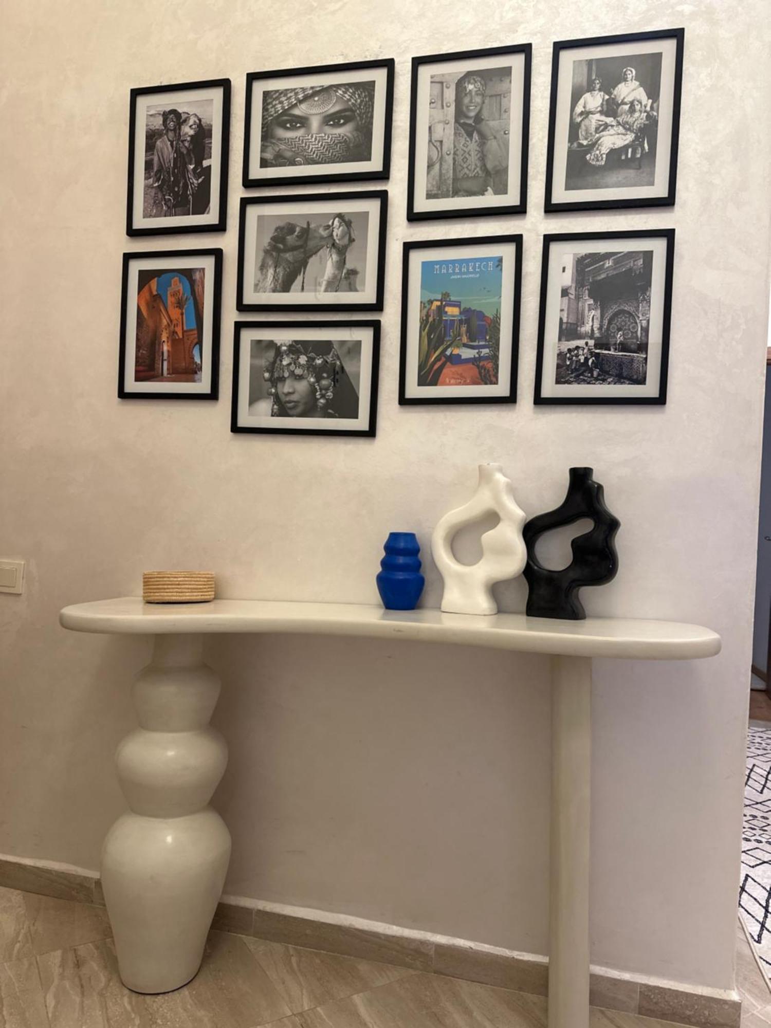 Specious,private With Great Amenities Apartment *