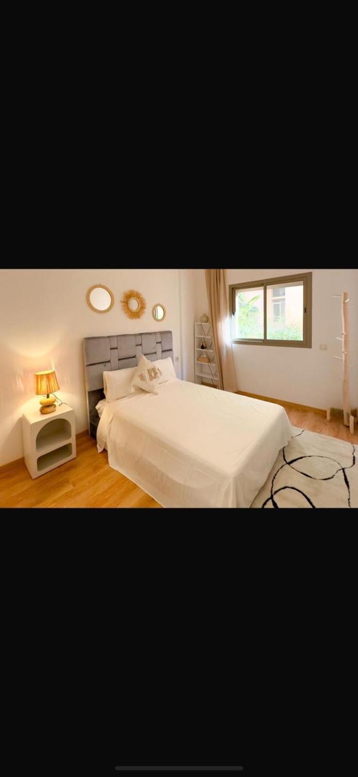 Specious,private With Great Amenities Apartment *